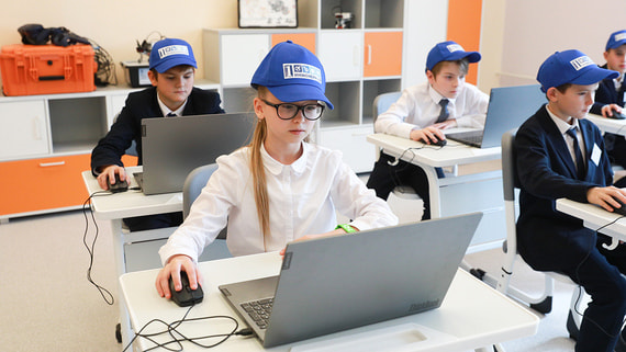 Regional Authorities and Municipalities Gain New Powers to Provide Schools with Internet Access