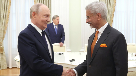 Indian Foreign Minister Visits Moscow: Russia Offers Nuclear Fuel Production Partnership